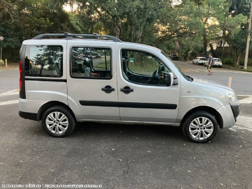 Fiat DOBLO ATTRACTIVE 7 LUGARES 2014/2015